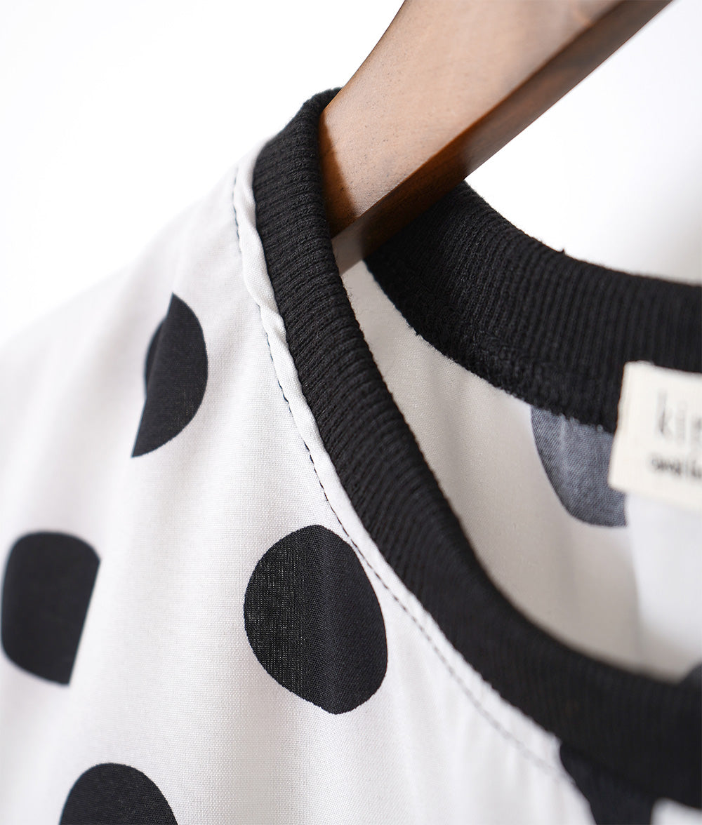 【SALE】Dot frill top that shines compactly