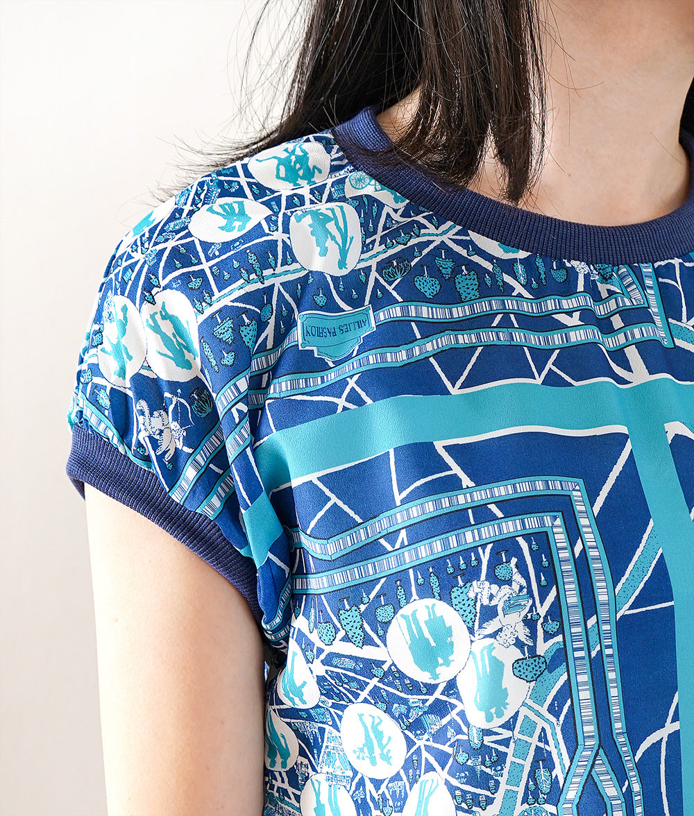 Casual personality Upside down map pattern tops